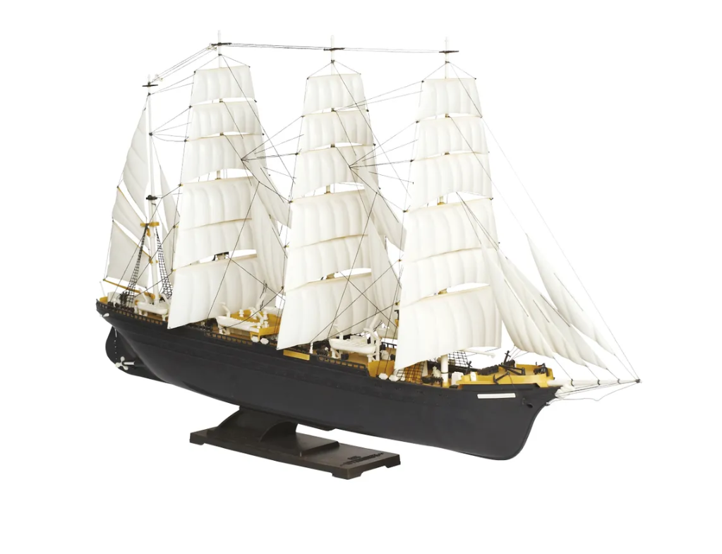 Парусный барк "Крузенштерн"